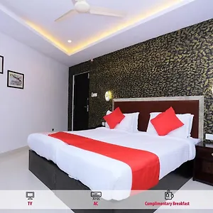 *** Hotel Capital O 61059 Green Life Indie